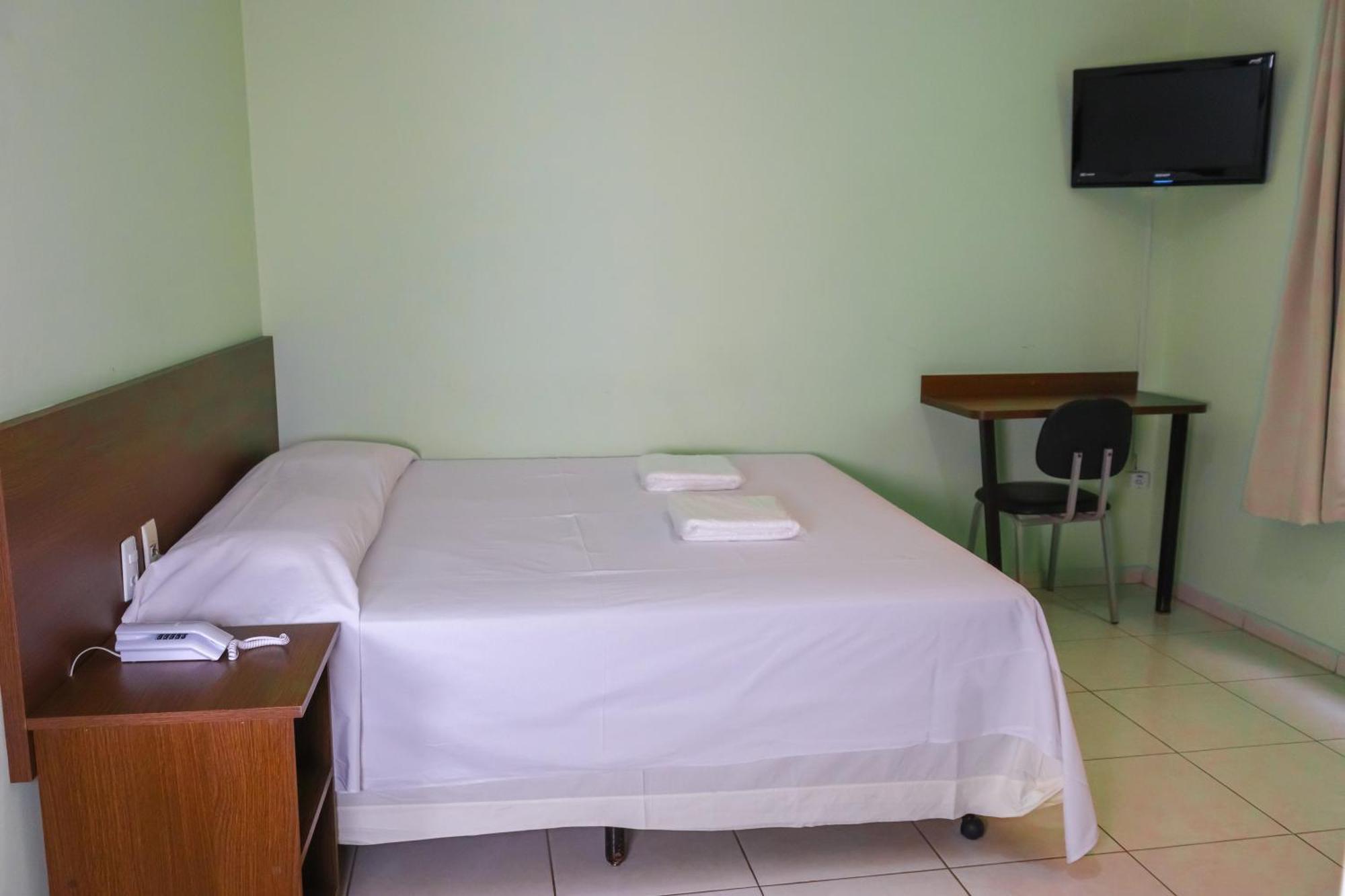 Trindade Plaza Hotel Ngoại thất bức ảnh